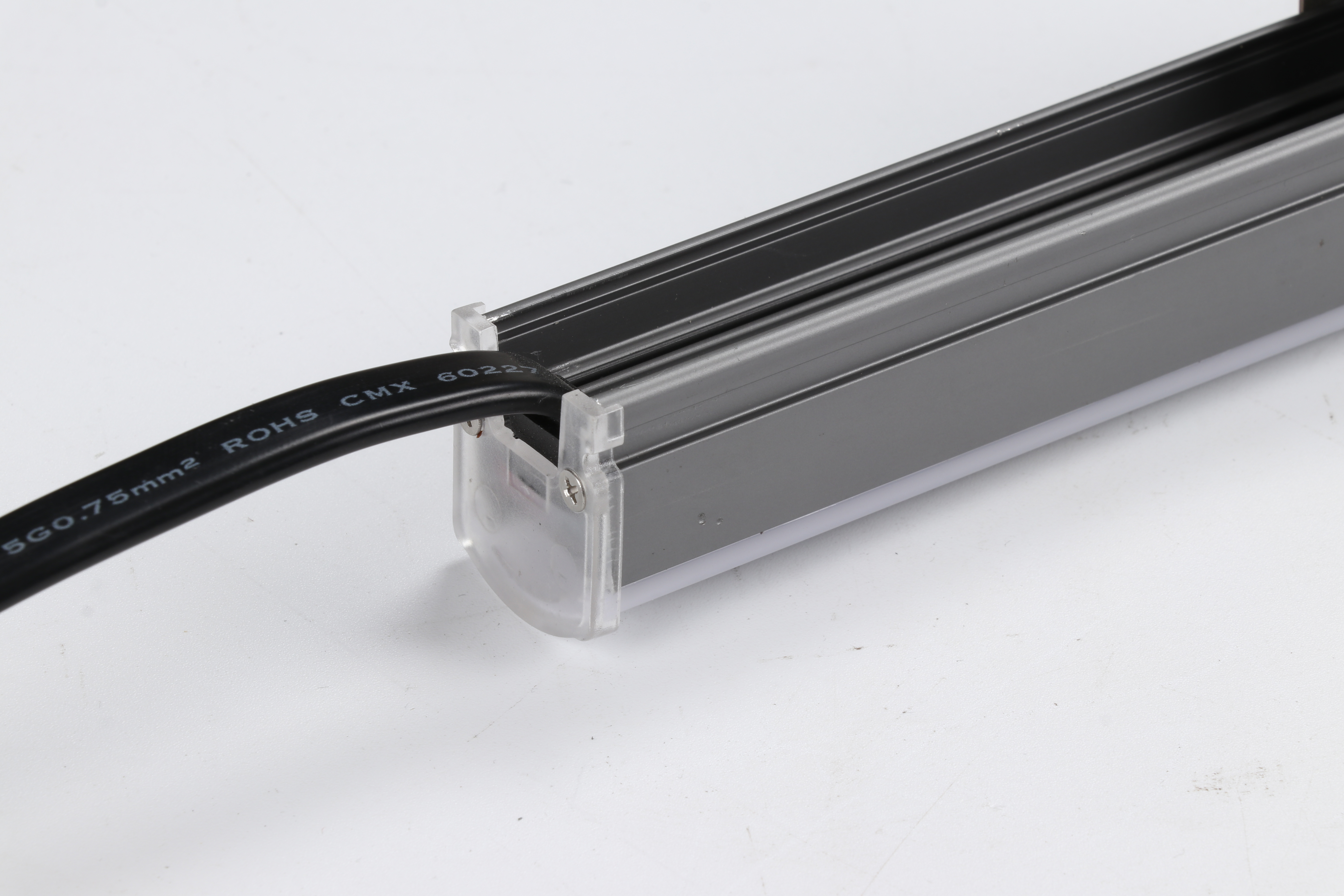 led線條燈底部出線 led線條燈底部出線