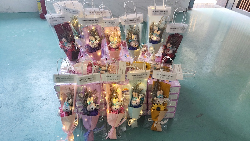 亮麗龍3.8女神節(jié)禮物 亮麗龍3.8女神節(jié)禮物