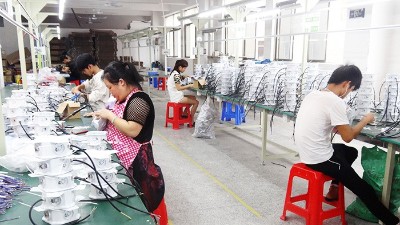 亮麗龍-生產(chǎn)車間